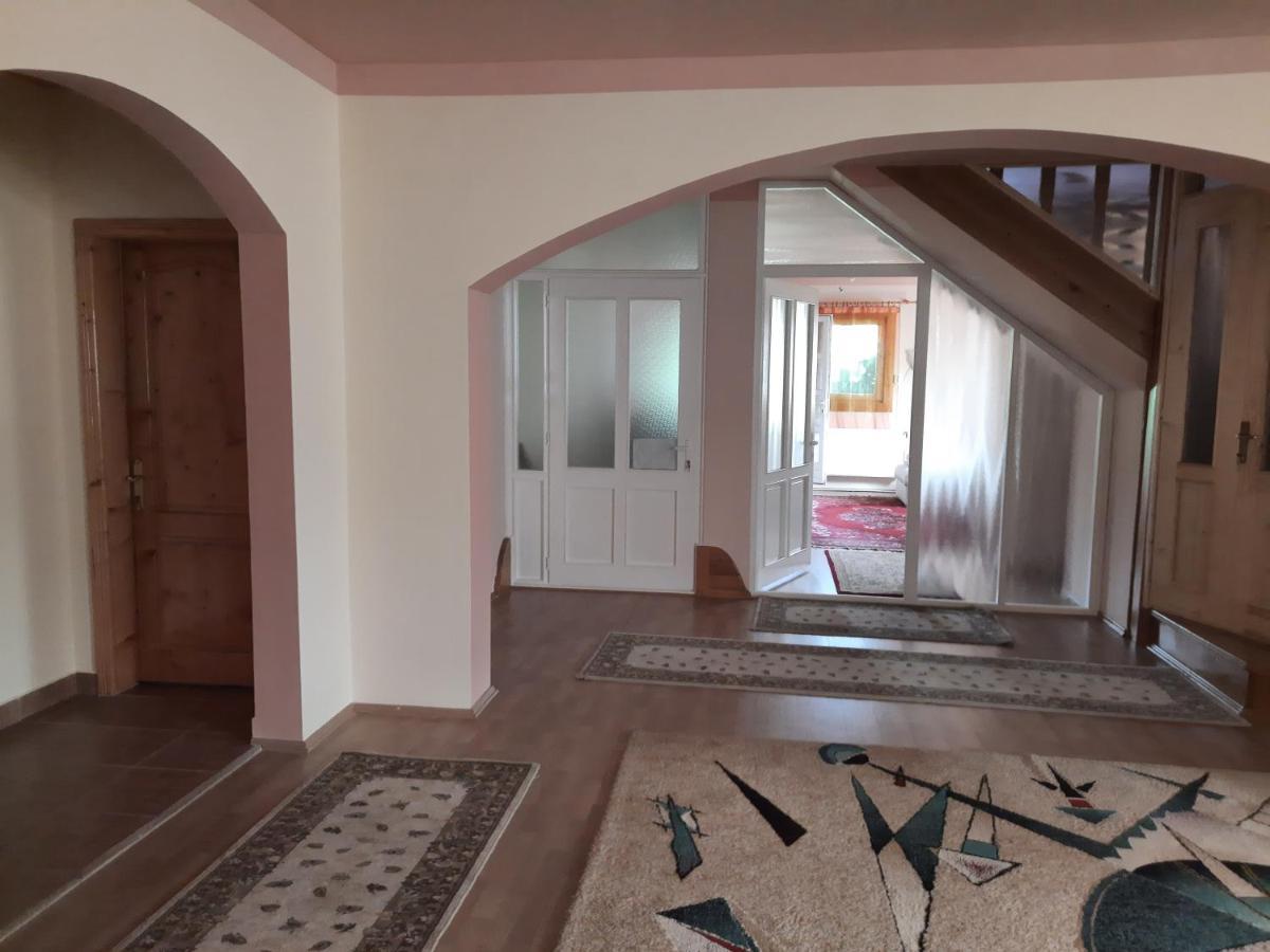 Antal Apartmans Lunca De Sus Kulcsoshaz Gyimesfelsolok Εξωτερικό φωτογραφία